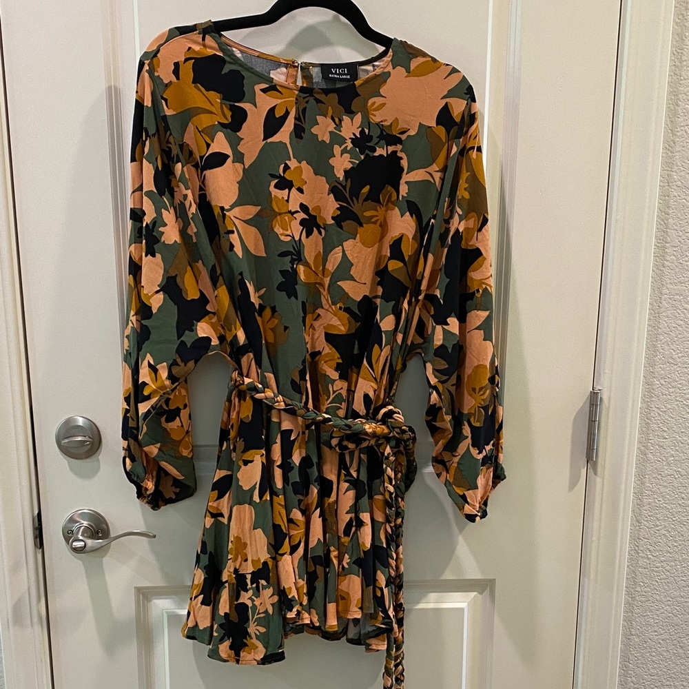 VICI Floral Belted Mini Dress – Size XL – Boho Chic with Flowy Sleeves